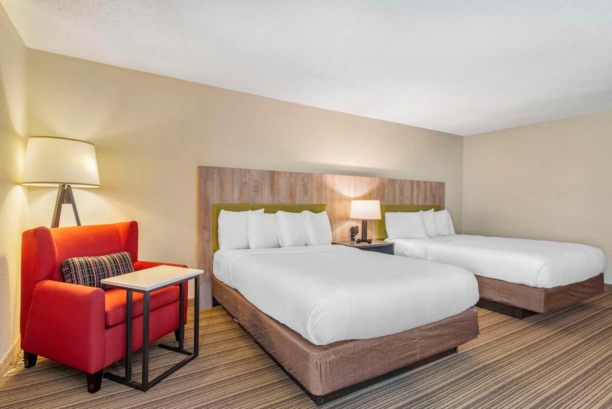 Country & By Radisson, Atlanta Galleria-ballpark, Ga Hotel